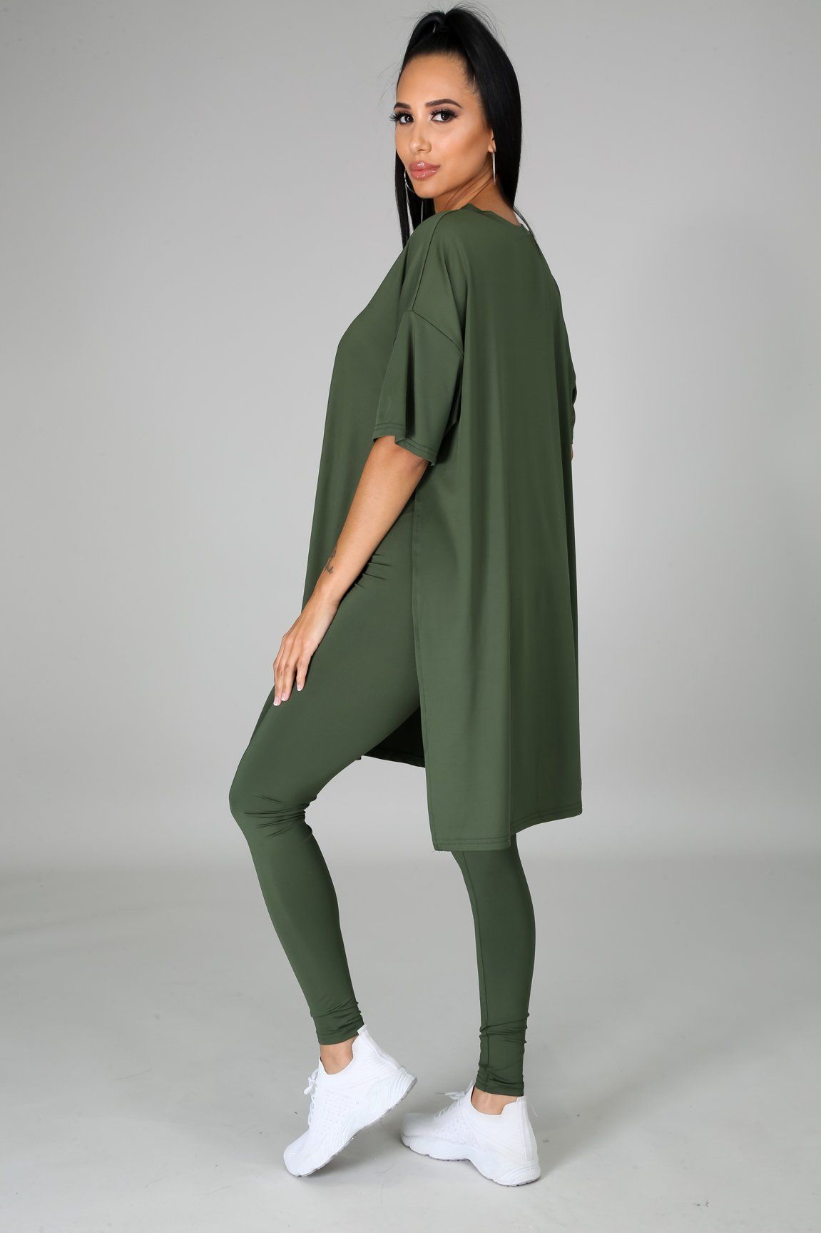 Nahlia Olive Green Oversized Tunic & Legging Set